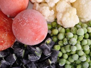 Pročitajte više o članku Zamrznuto voće i povrće-zimnica iz naše bašte